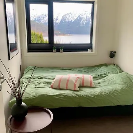 Cozy With A Stunning View *